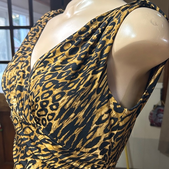 Lauren Ralph Lauren Leopard Print Midi Dress- Body Shaping Stretch - Picture 11 of 11